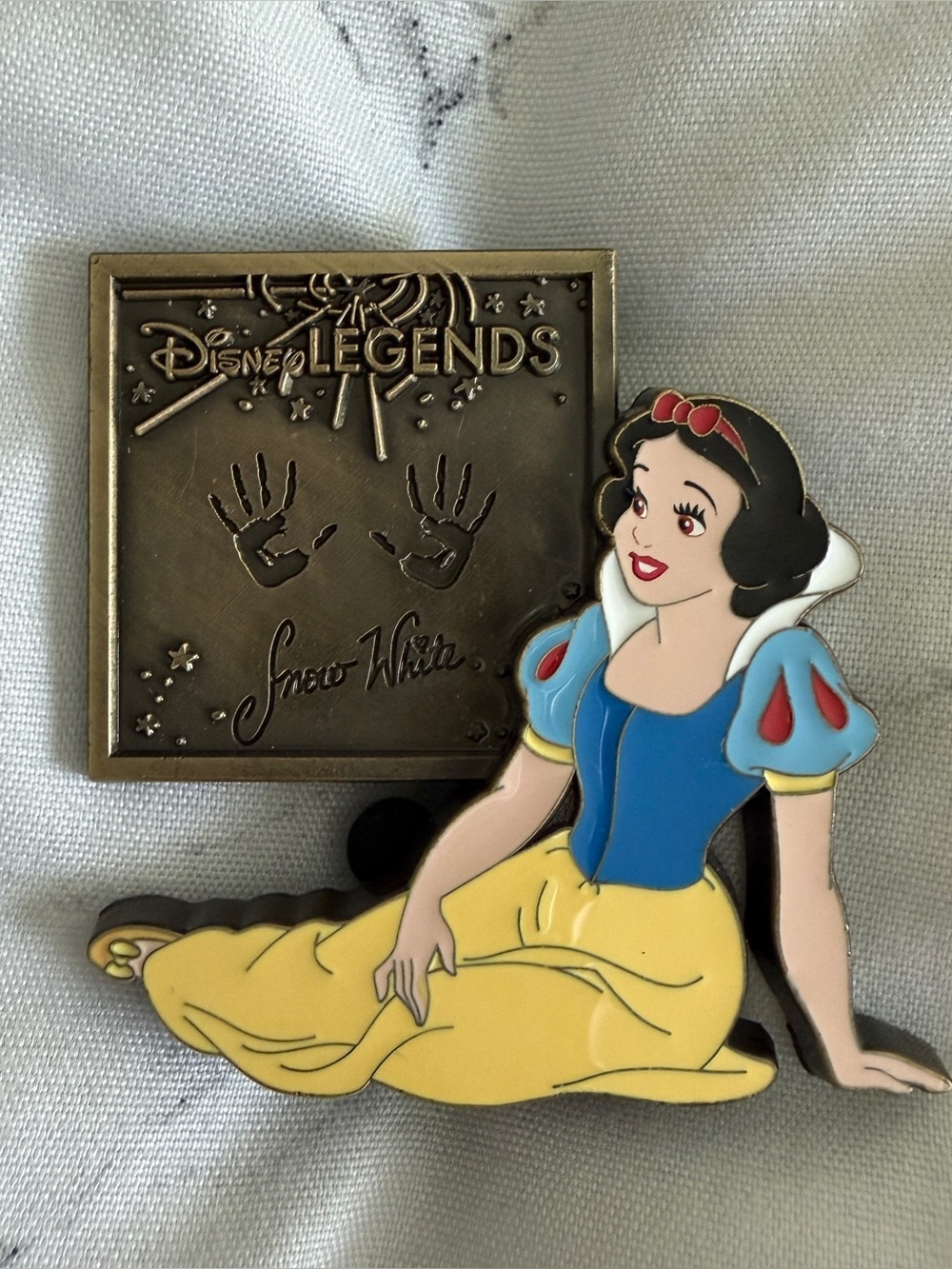 Disney | Snow White DEC Pin